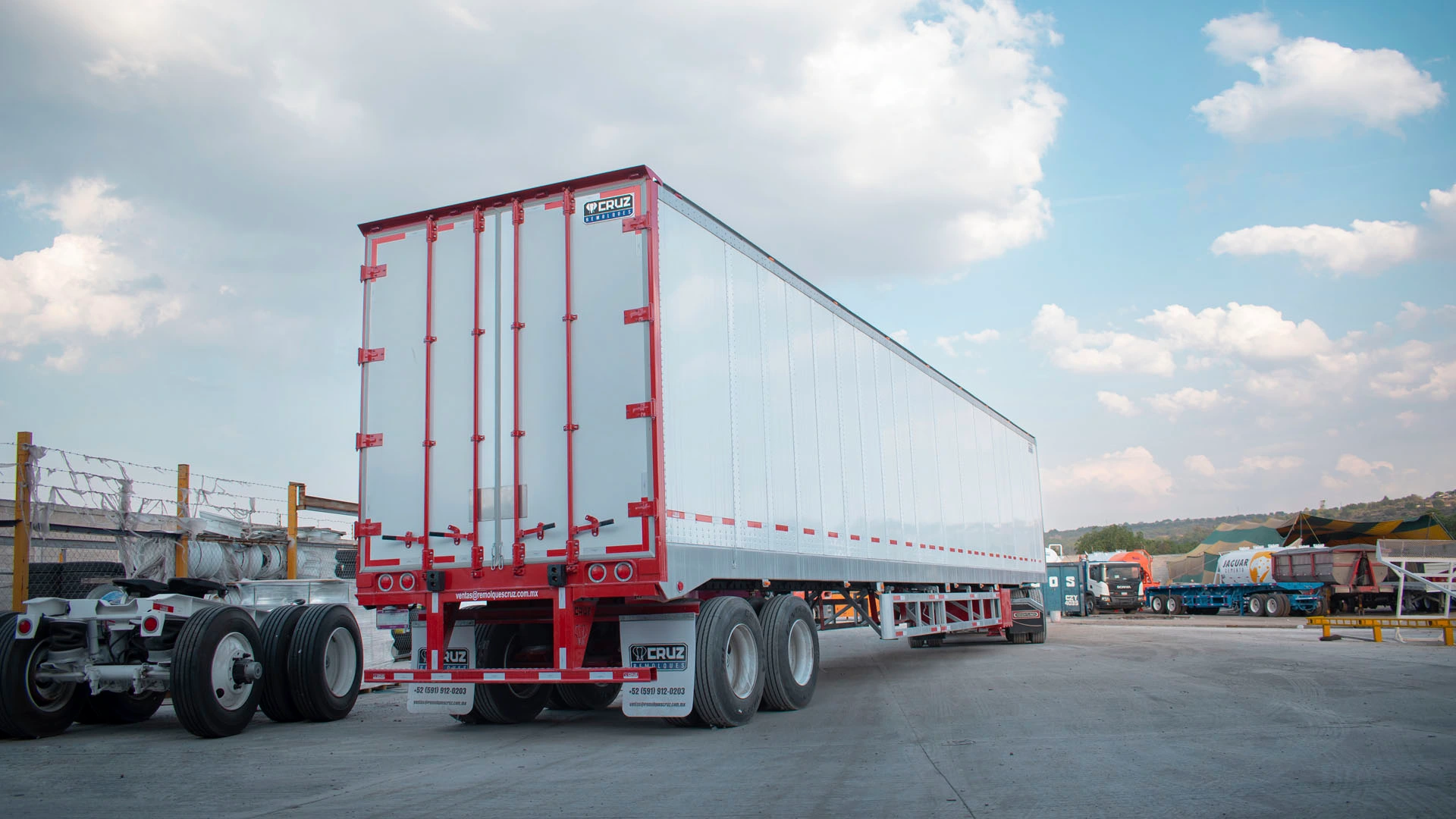 Caja Seca 53 ft 2 ejes – imagen 2